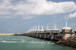 tidal dam against sky